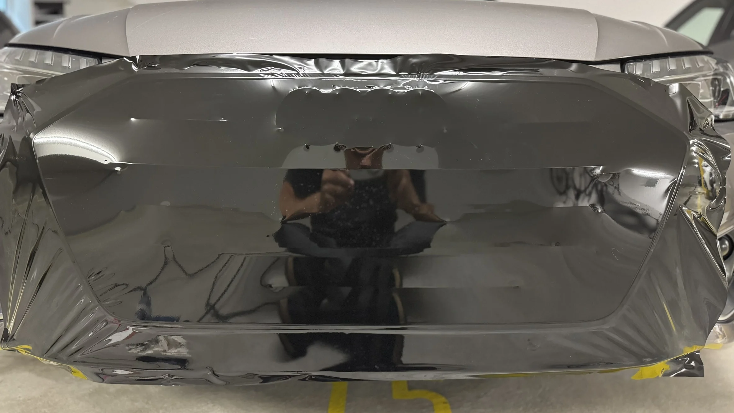 Scheibentönen 98% + Chrome Delete Avery Schwarz Glanz Audi A4